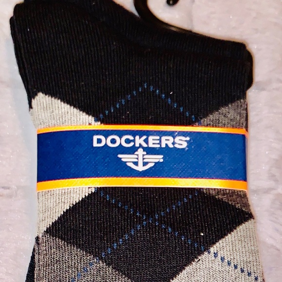 Mens NWT Dockers Brand sock bundle, 6 pairs total - Picture 9 of 10